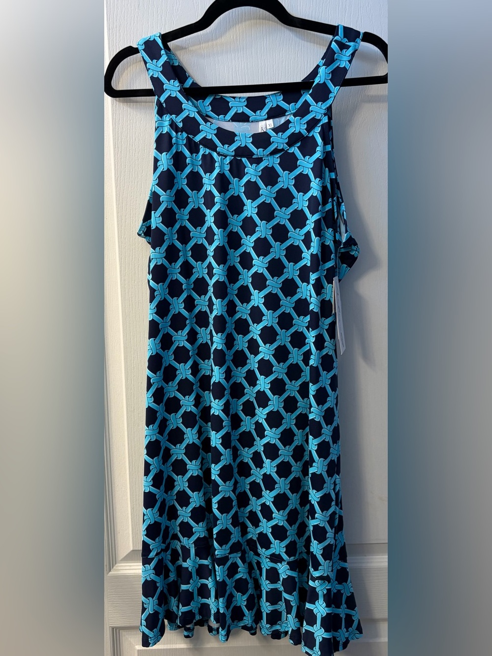 Lulu-B Navy and Turquoise Linked Geometric Short-Sleeve Shirt